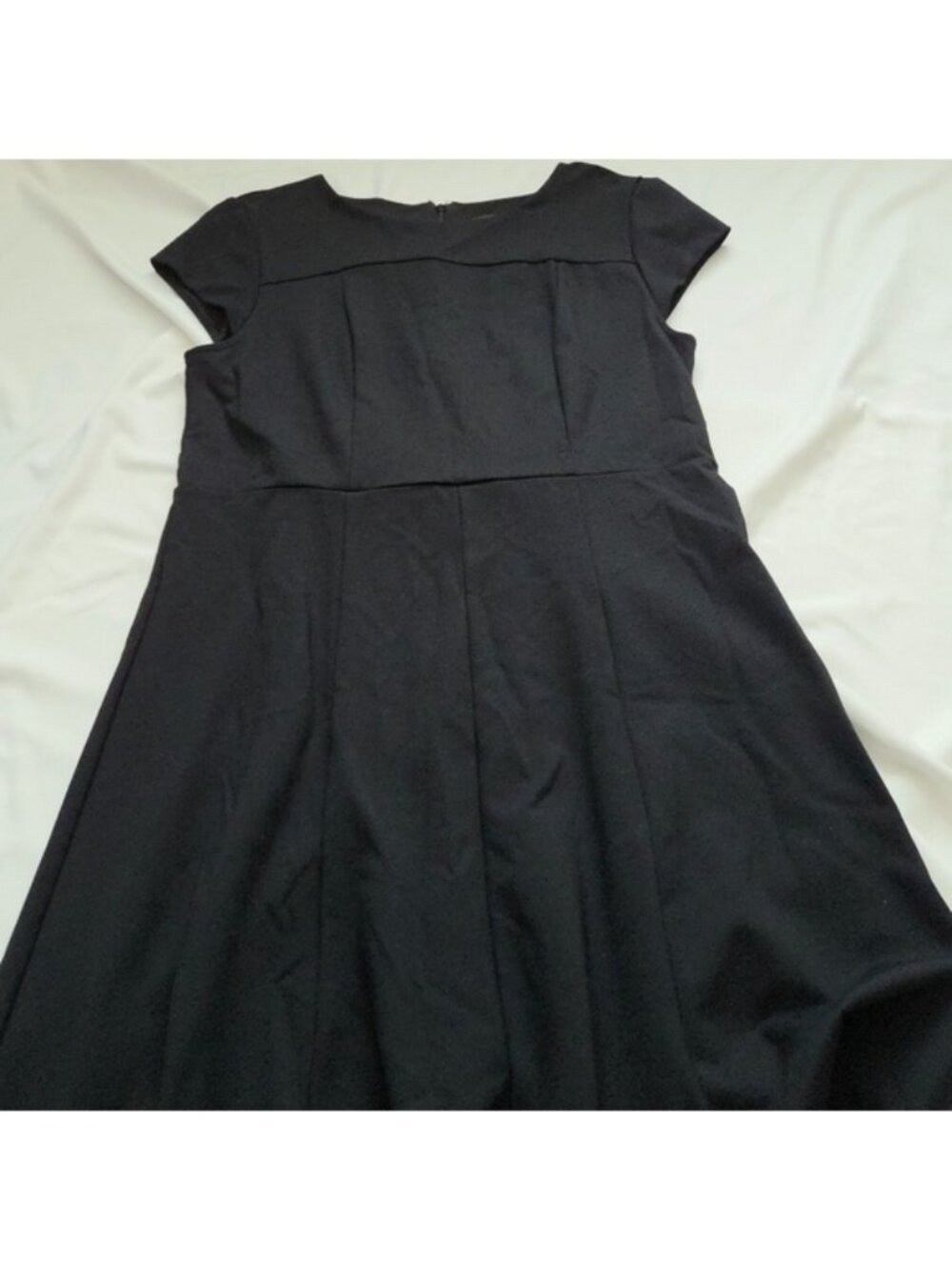 Ann Taylor Fit & Flare Black Dress Short Sleeve Size 10